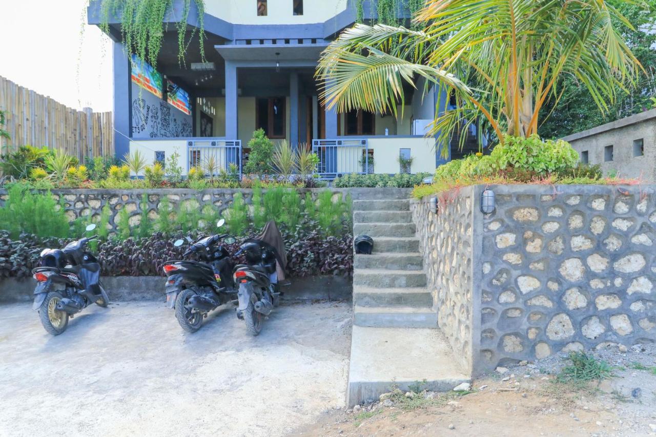 Hostel Bukit Sangcure Toyapakeh Exteriör bild